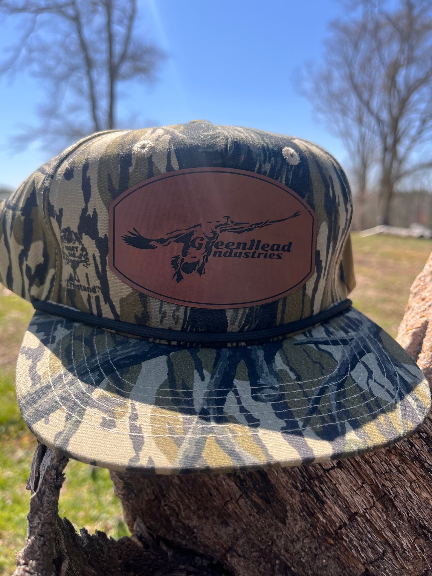 OG Logo mossy oak treestand